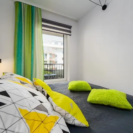 Color Apartament Kolorowy Апартаменты *